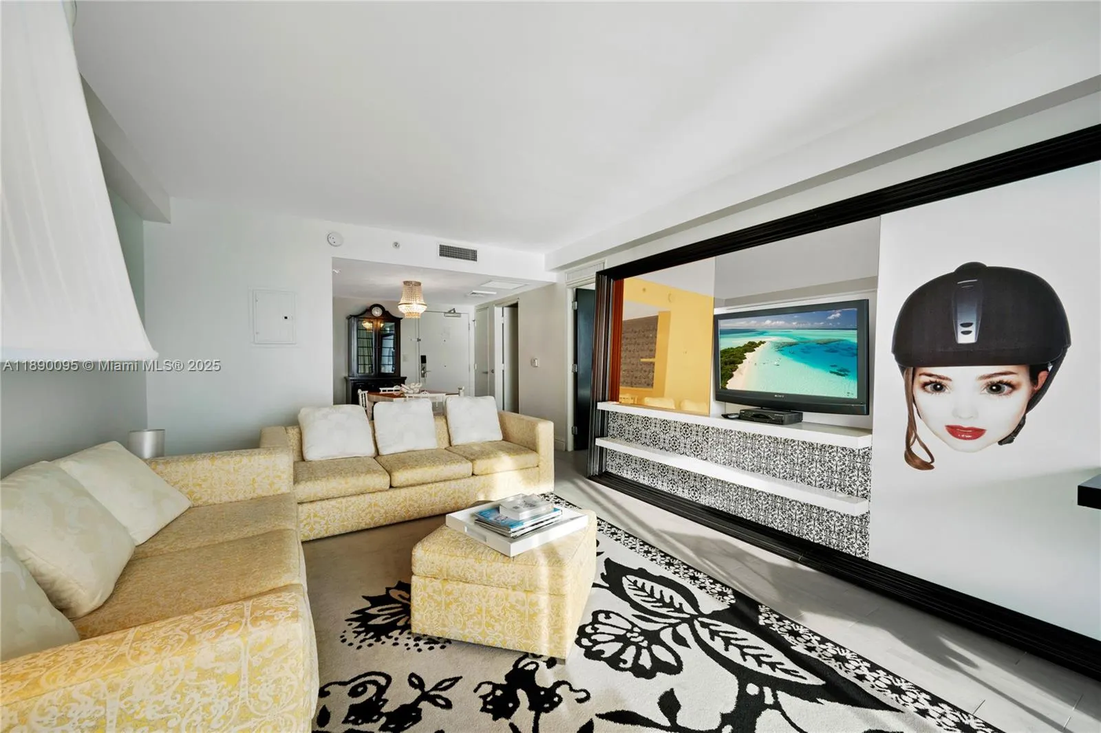 1100 West Ave, #514