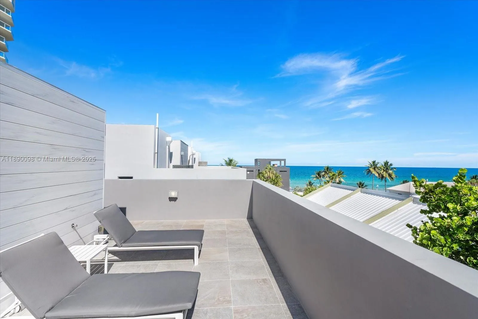 332 Balboa St