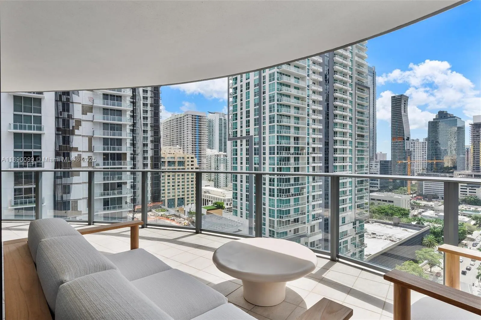 1000 Brickell Plz, #2102