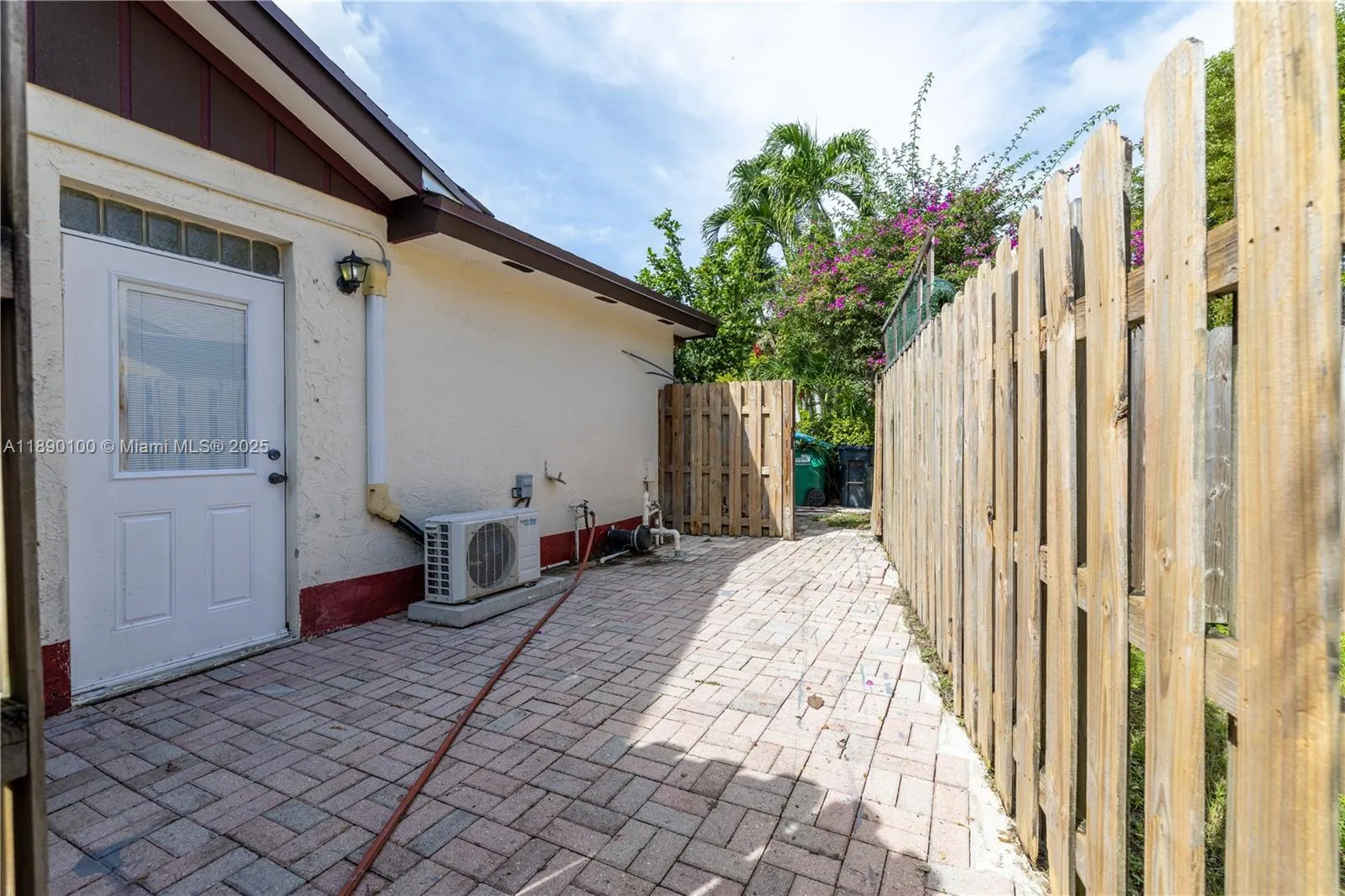 5441 SW 155th Pl