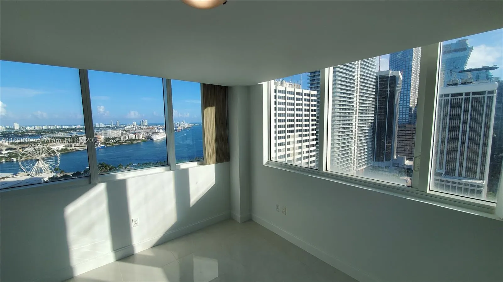 253 NE 2nd St, #2709