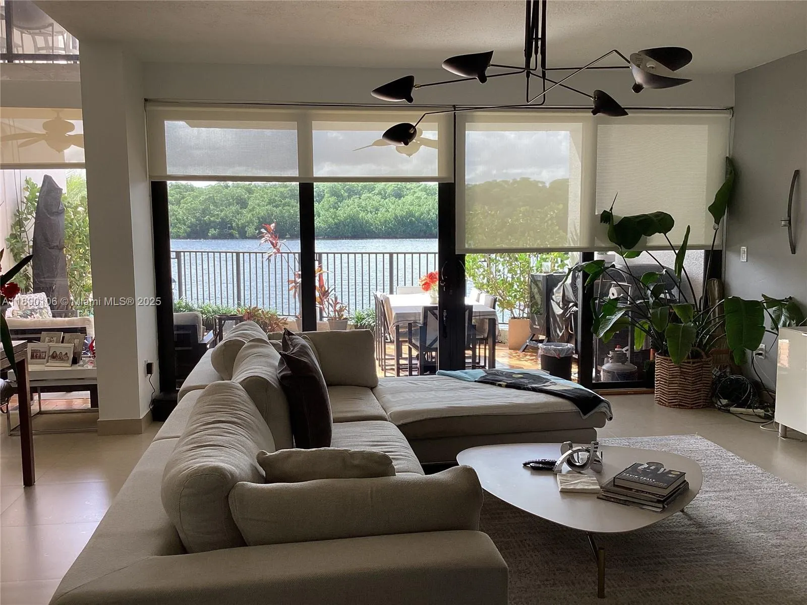460 Poinciana Dr, #1610