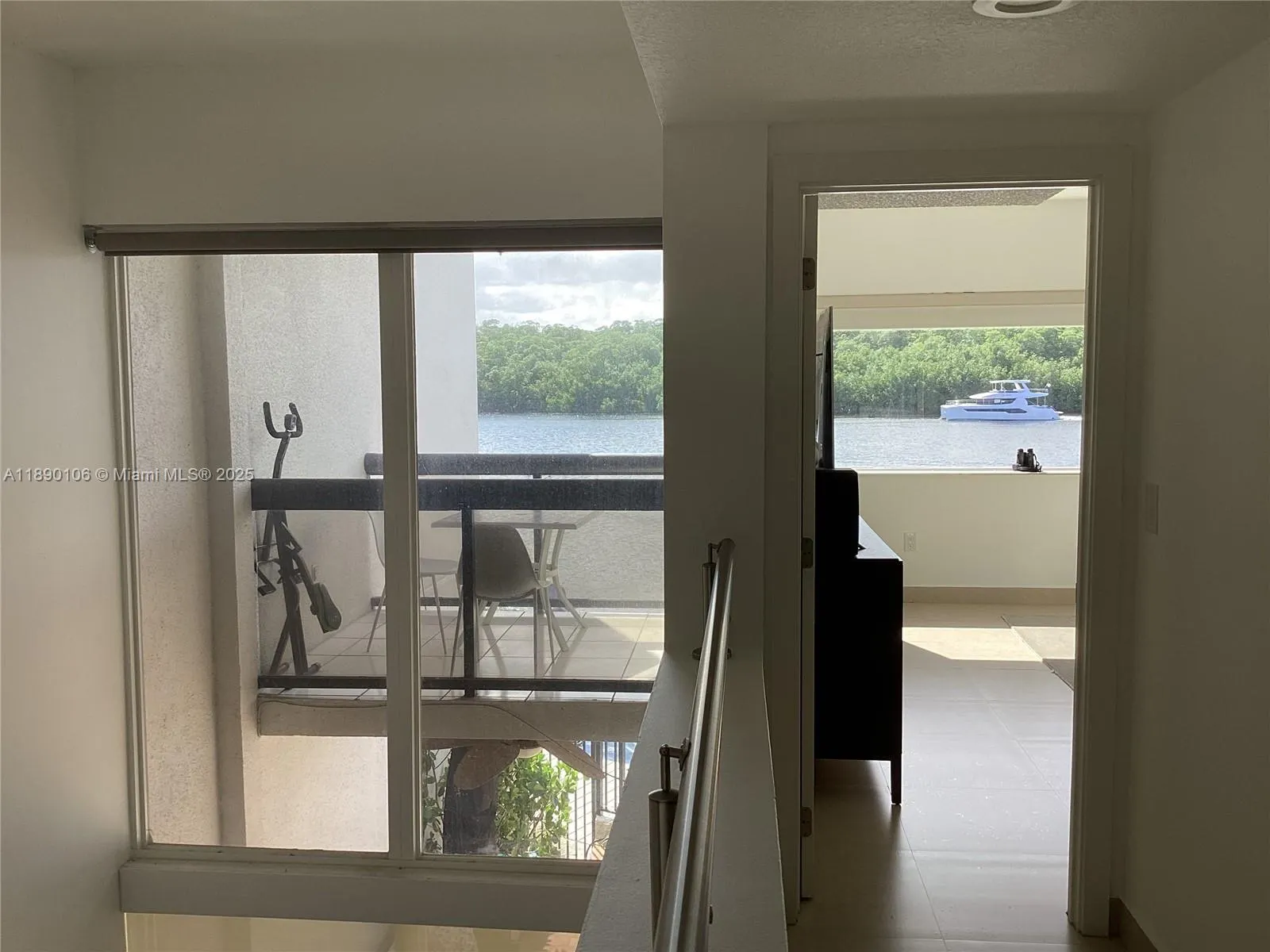 460 Poinciana Dr, #1610