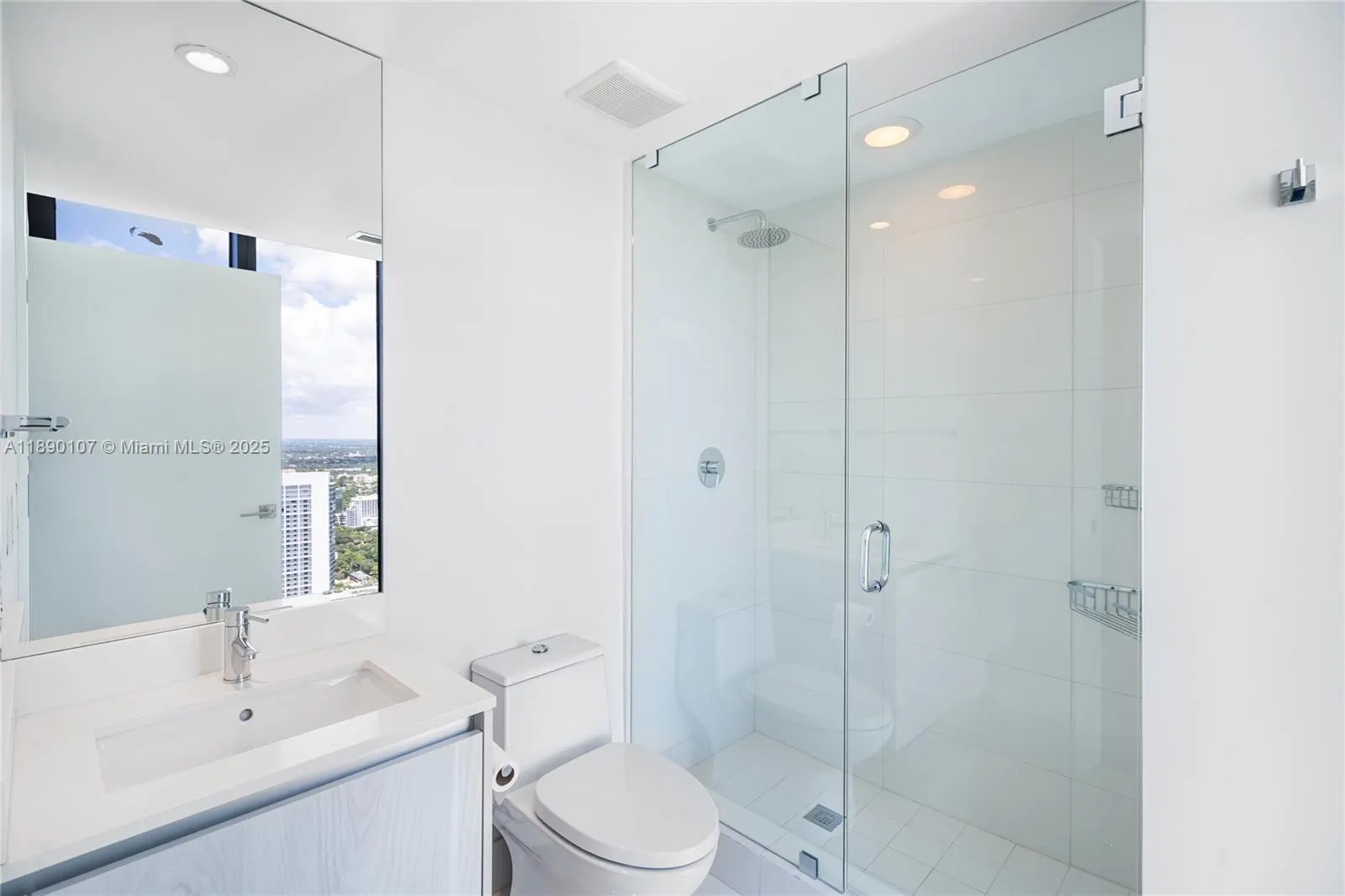 3131 NE 7th Ave, #4706