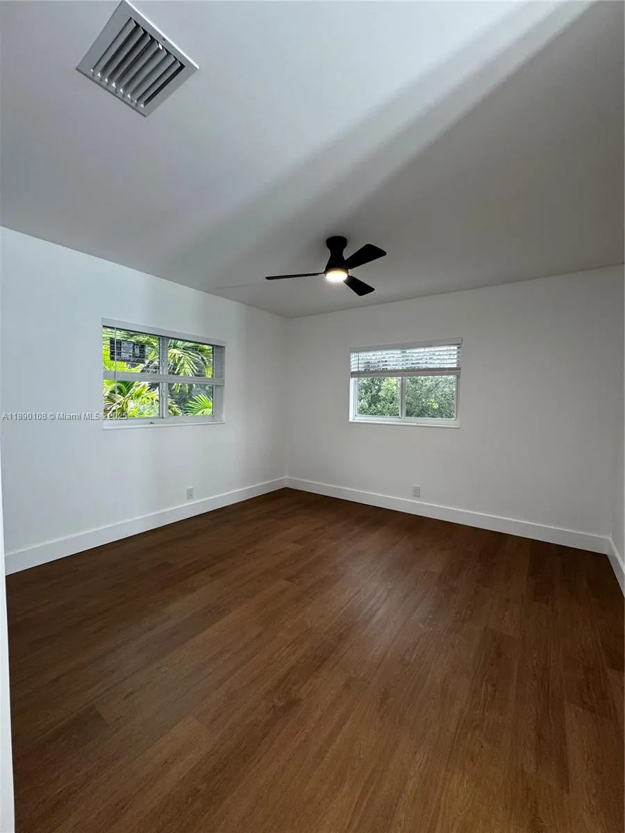 1460 SW 24th Ct, #3