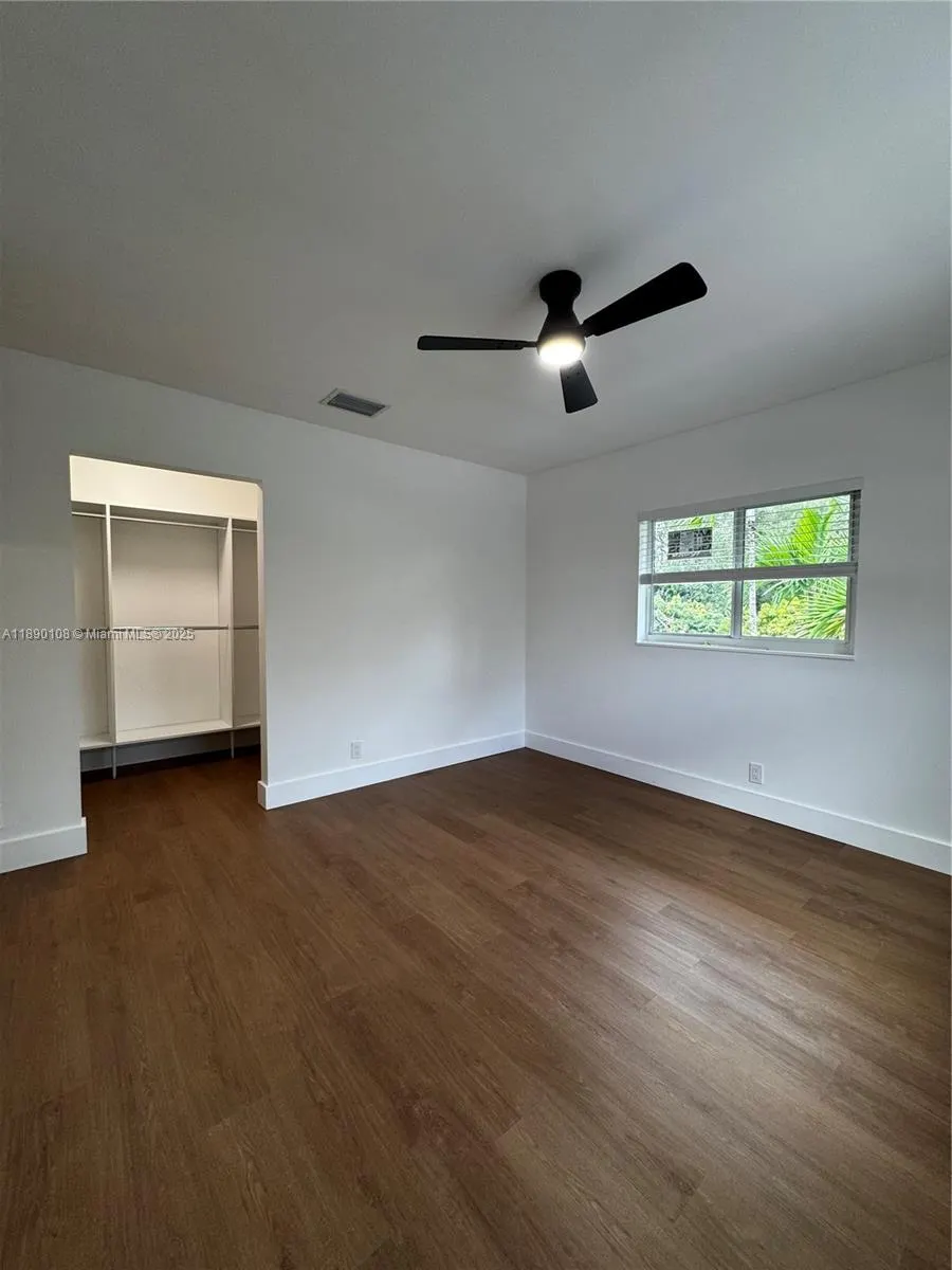 1460 SW 24th Ct, #3