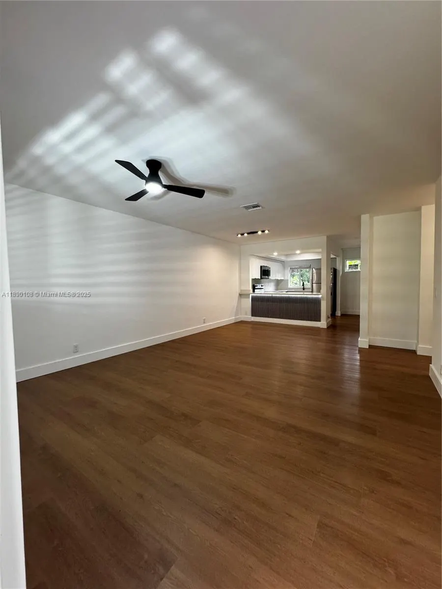 1460 SW 24th Ct, #3