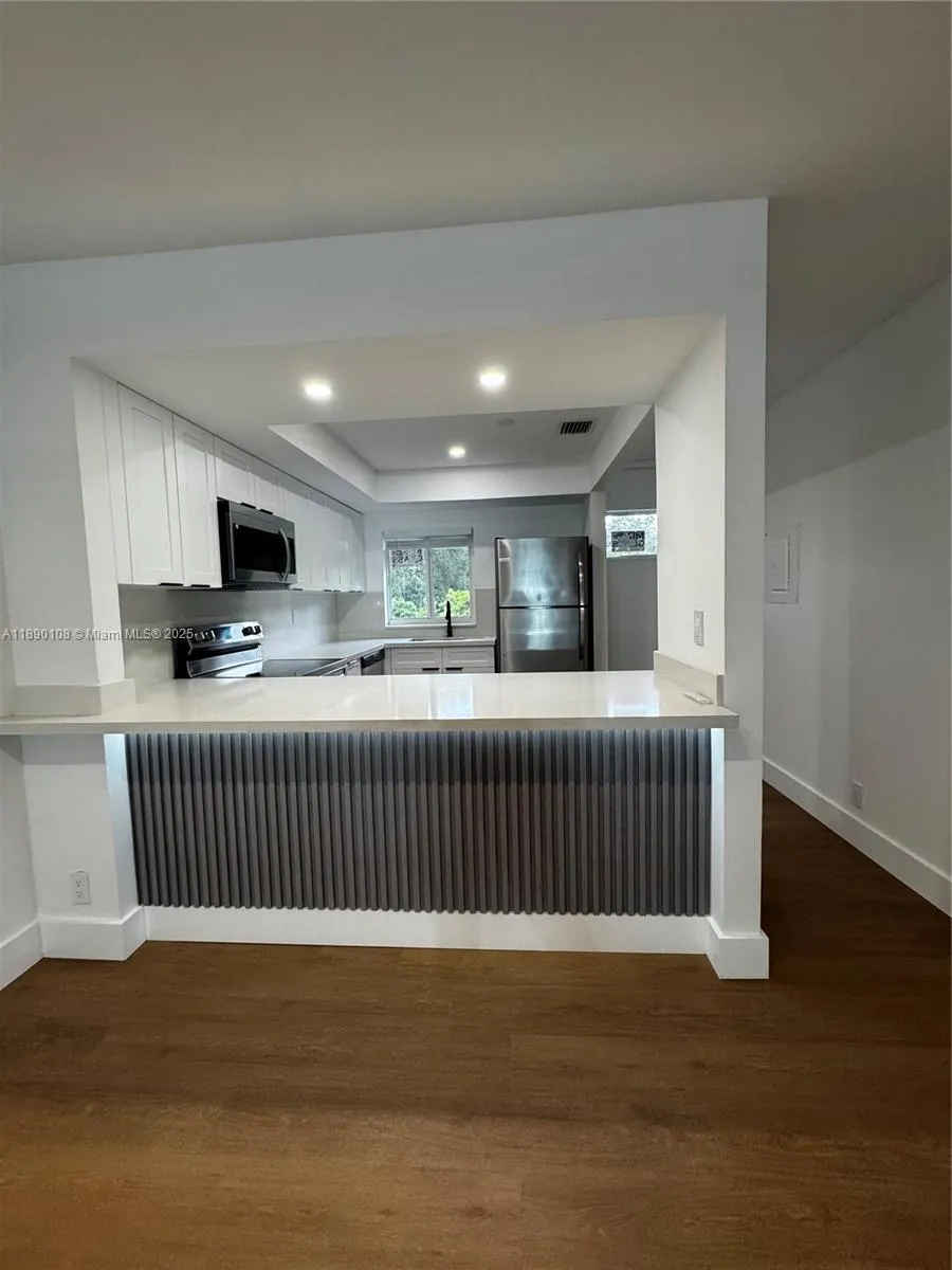 1460 SW 24th Ct, #3