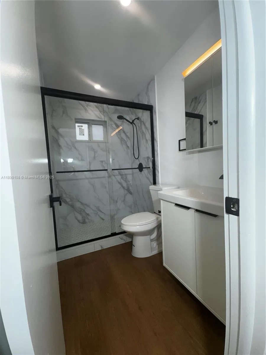 1460 SW 24th Ct, #3