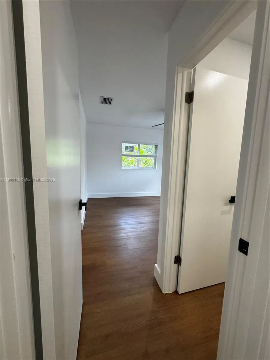 1460 SW 24th Ct, #3