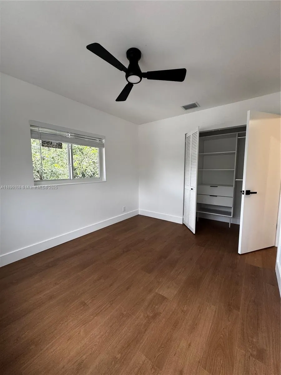 1460 SW 24th Ct, #3