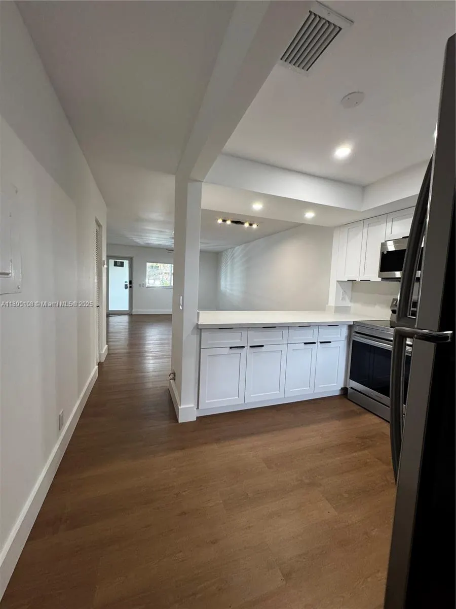 1460 SW 24th Ct, #3