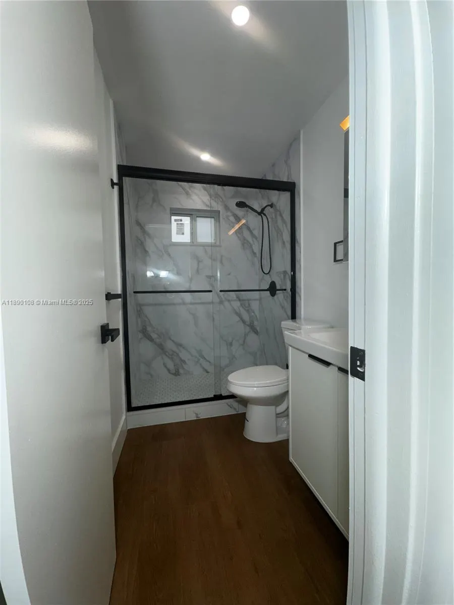 1460 SW 24th Ct, #3