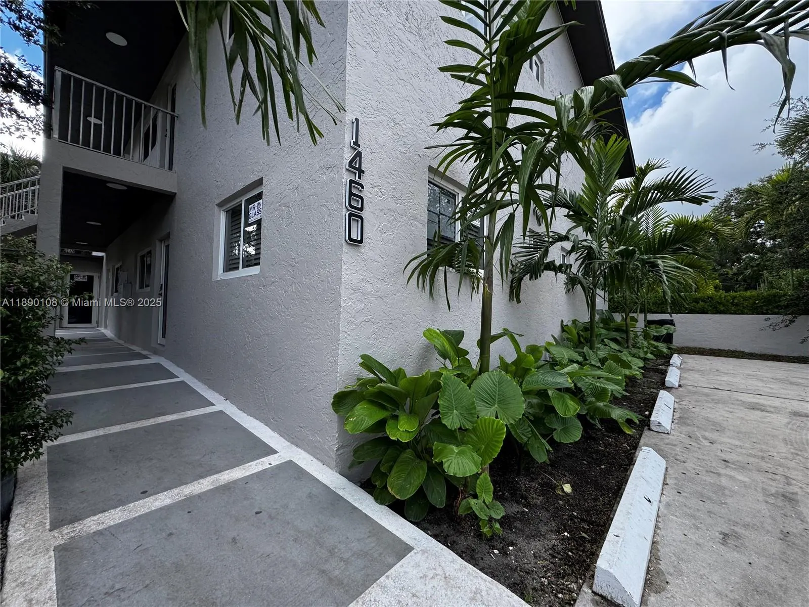 1460 SW 24th Ct, #3