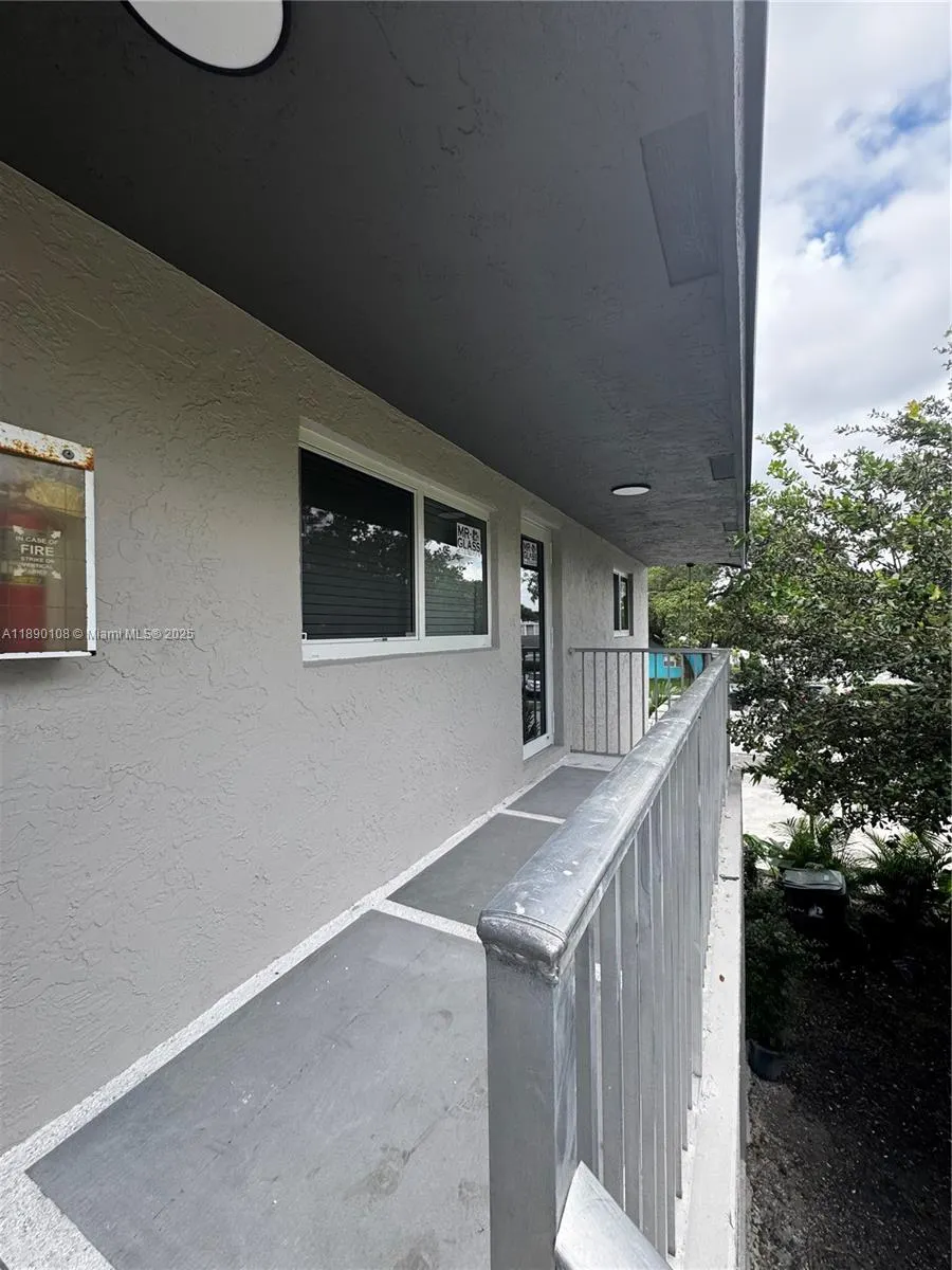 1460 SW 24th Ct, #3