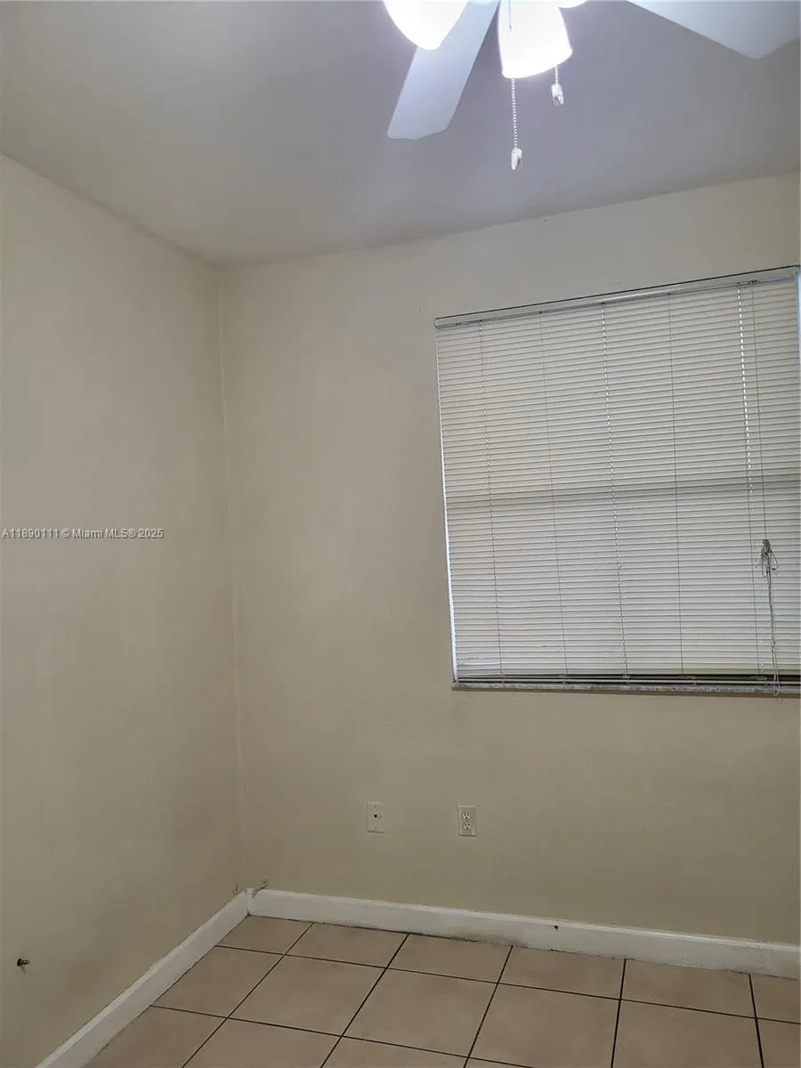 2551 SE 16th Ter, #203
