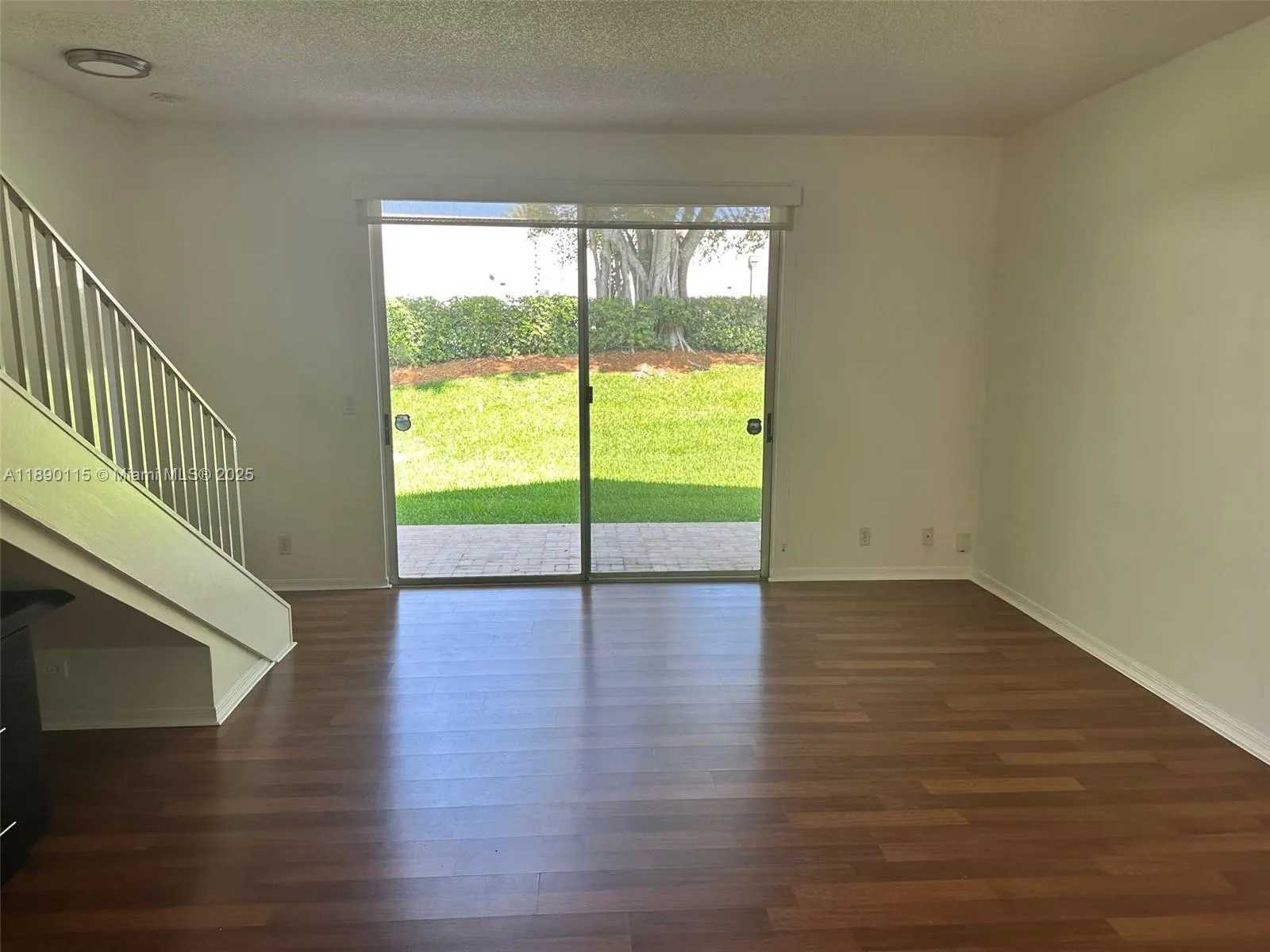 1001 Sorrento Dr, #1001