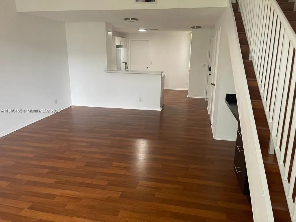 1001 Sorrento Dr, #1001