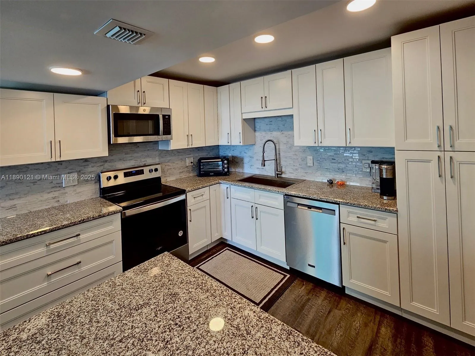 1410 E Ocean Dr, #308
