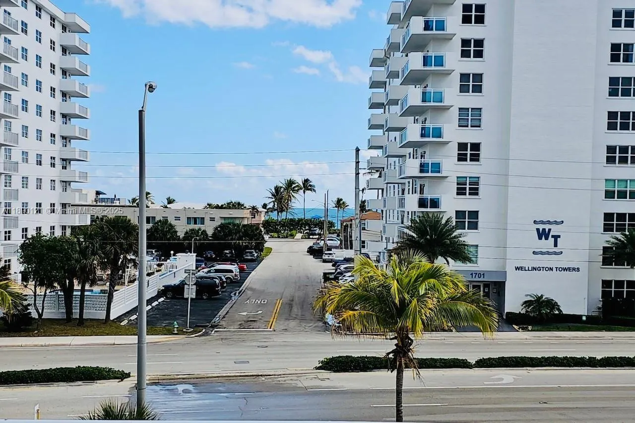 1410 E Ocean Dr, #308