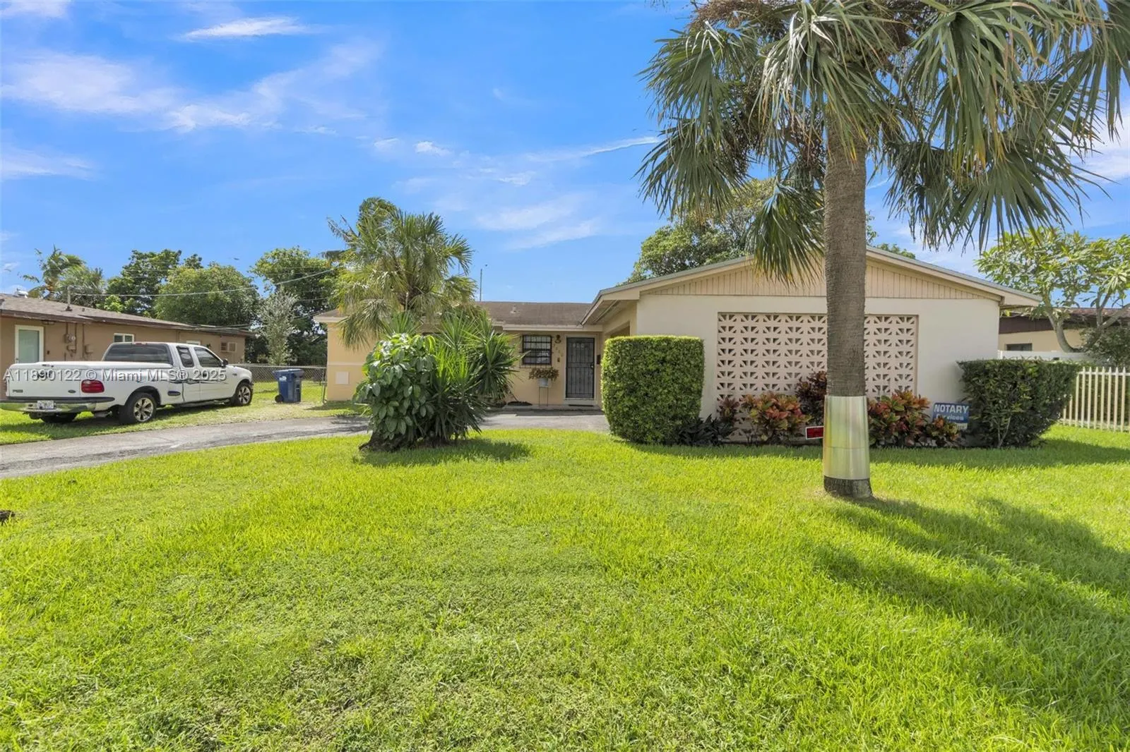 2860 NW 184th St
