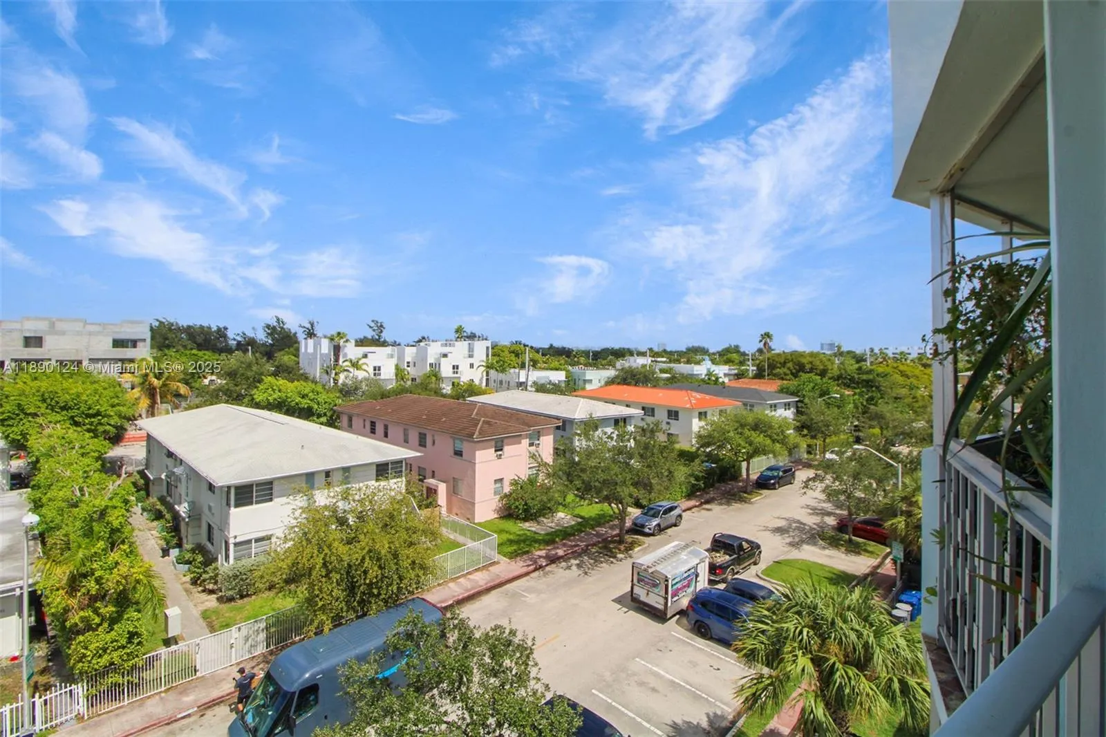 1990 Marseille Dr, #501