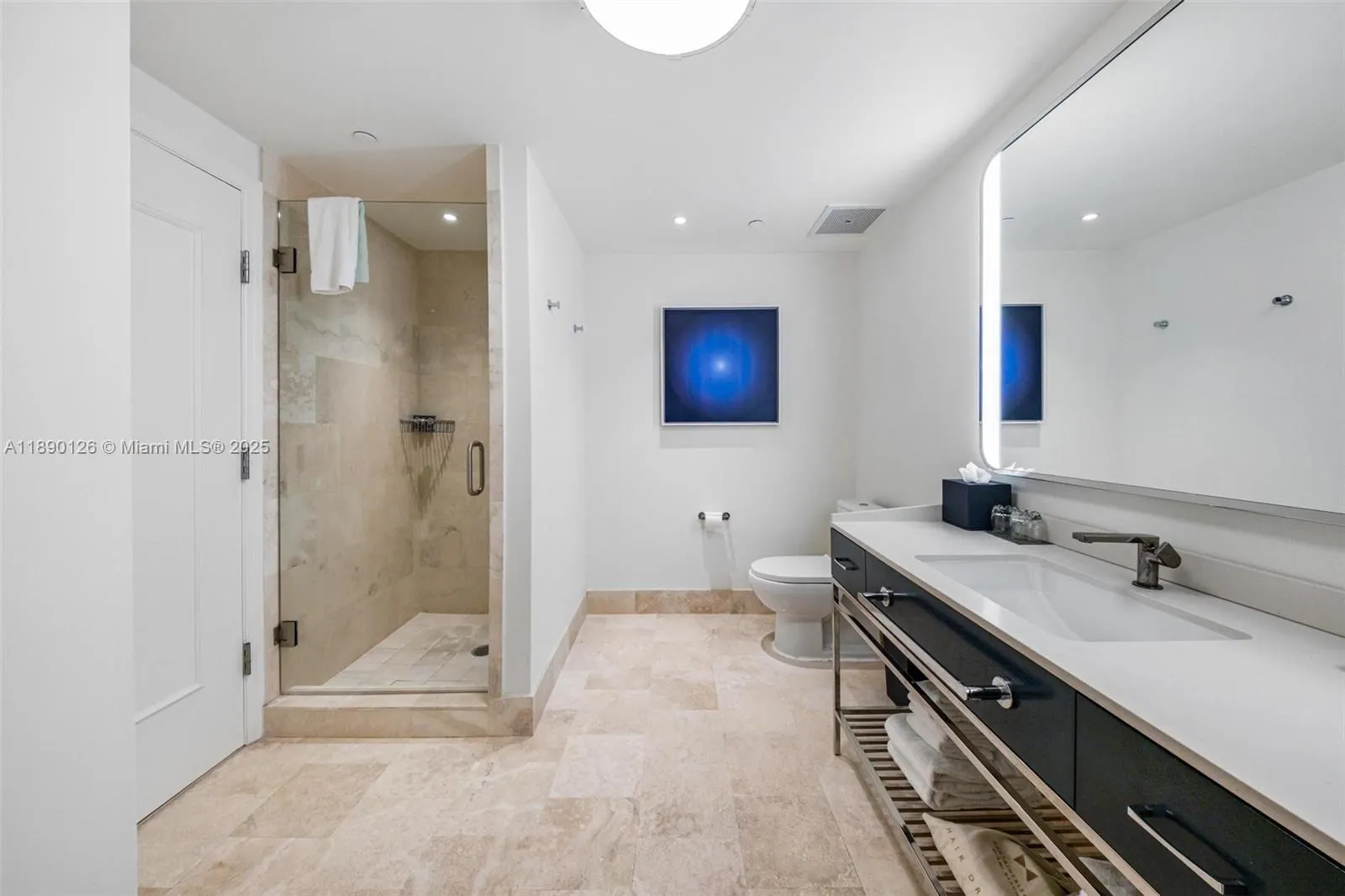 4401 Collins Ave, #3310