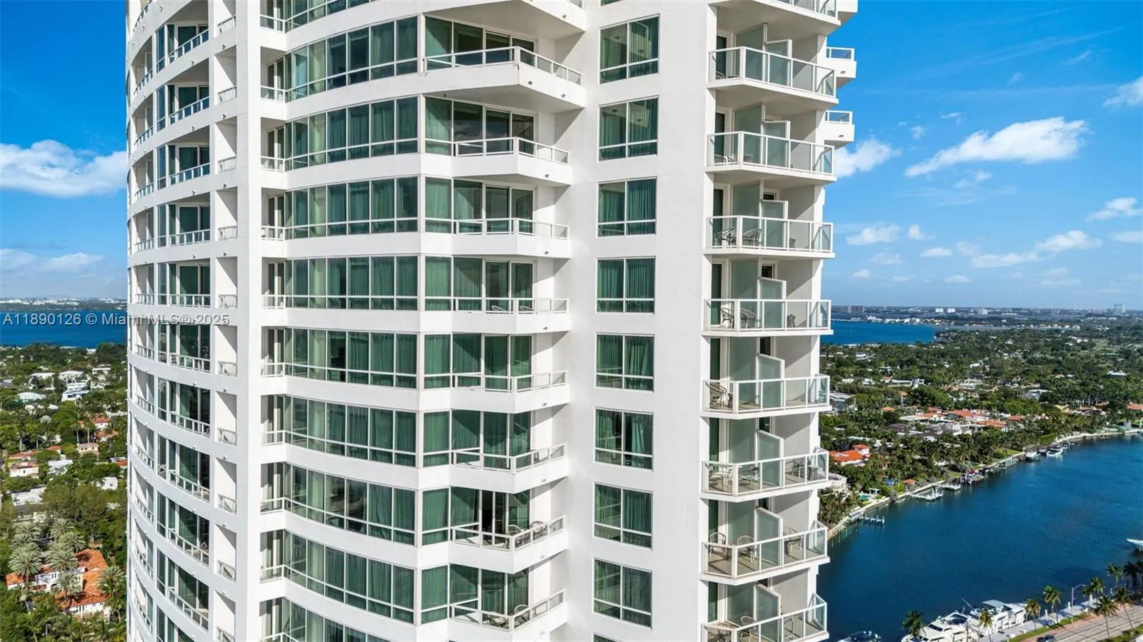 4401 Collins Ave, #3310