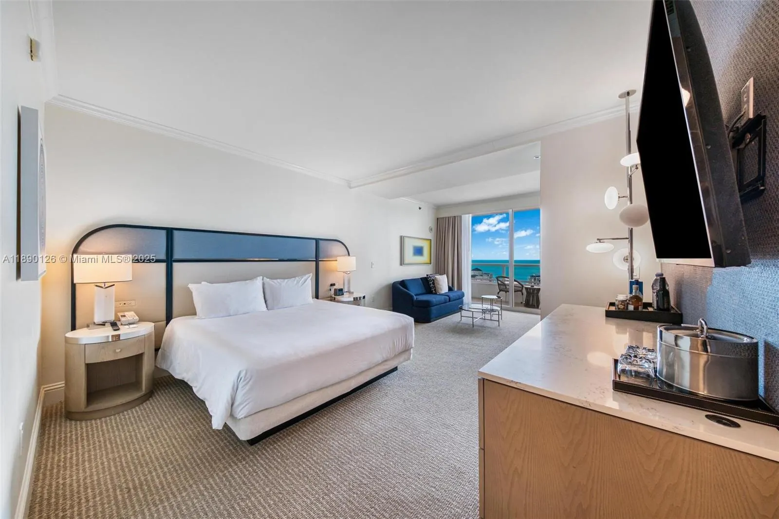 4401 Collins Ave, #3310