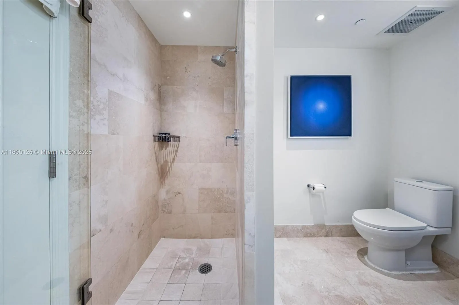 4401 Collins Ave, #3310