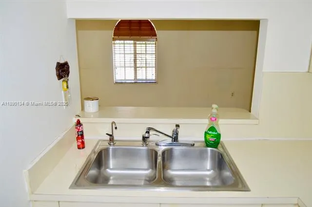 8851 NW 119th St, #6117