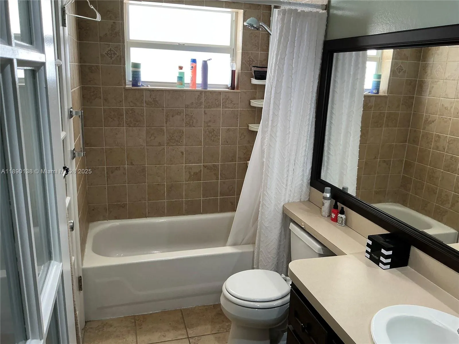 4331 NW 16th St, #D308