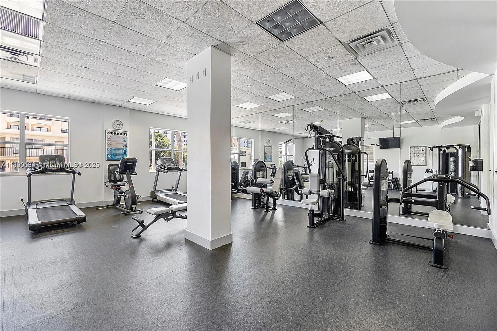 401 69th St, #1606