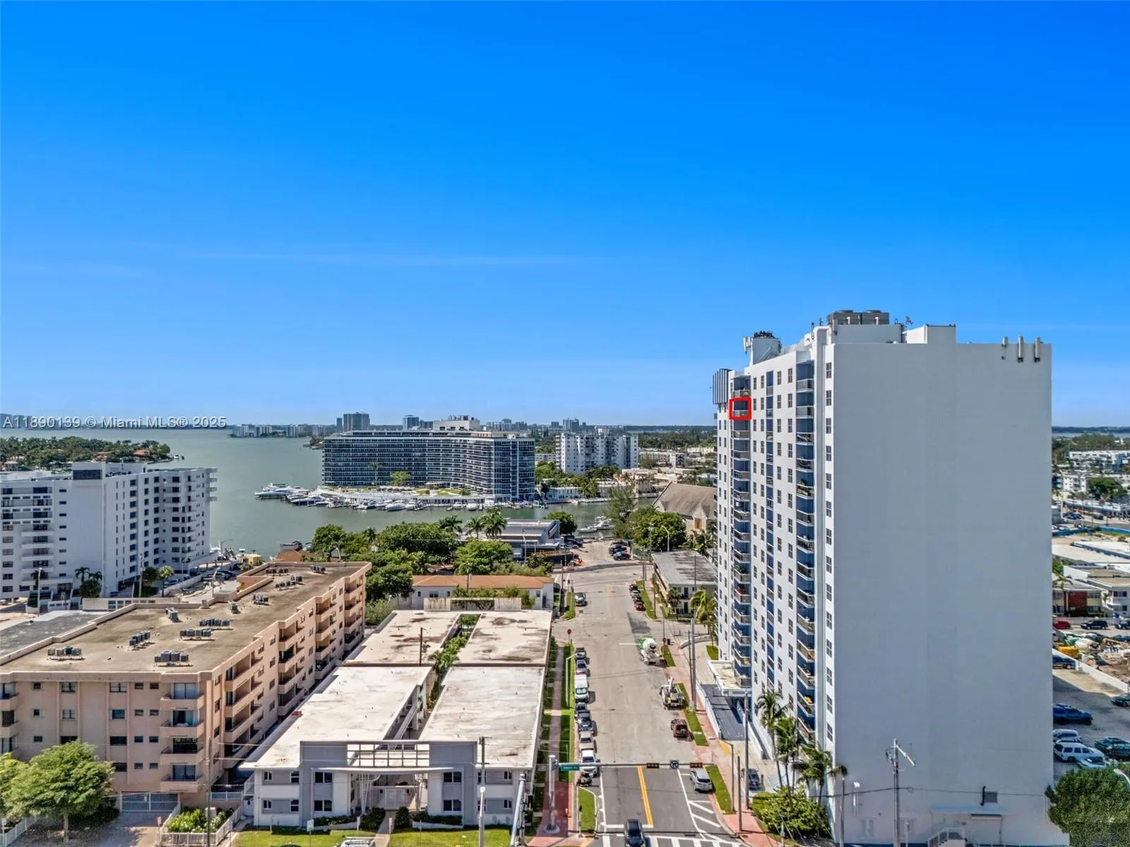 401 69th St, #1606