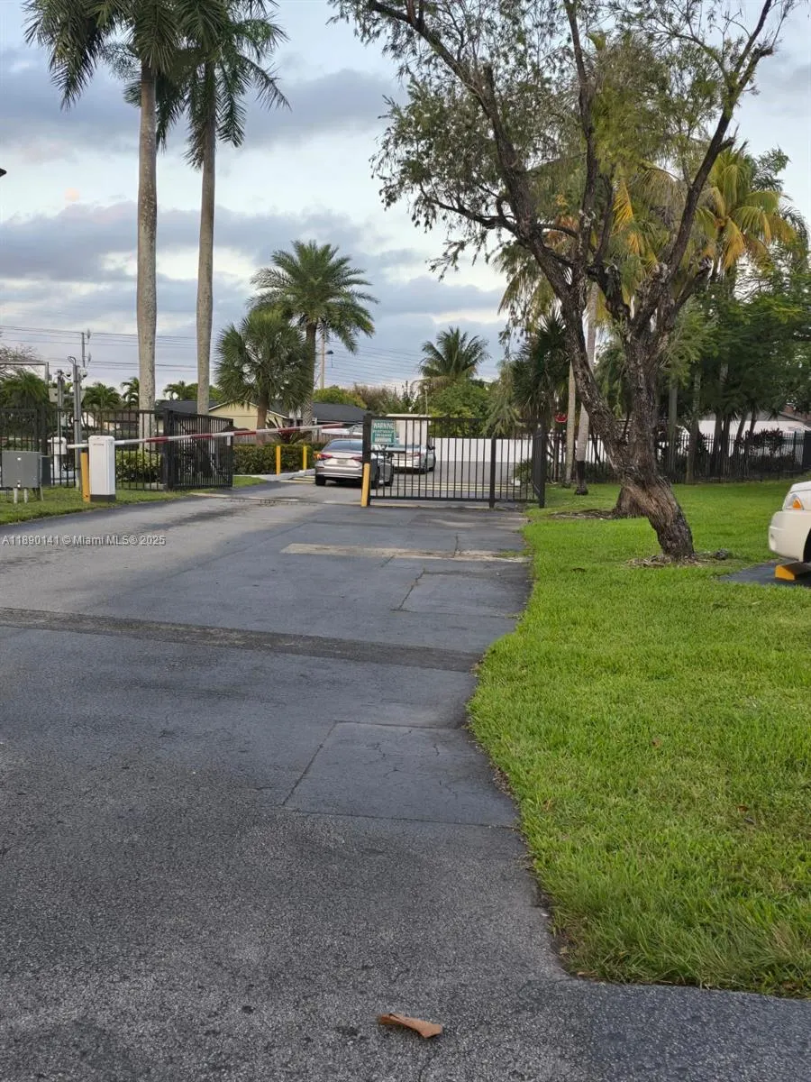 8400 SW 133 Avenue Rd, #107