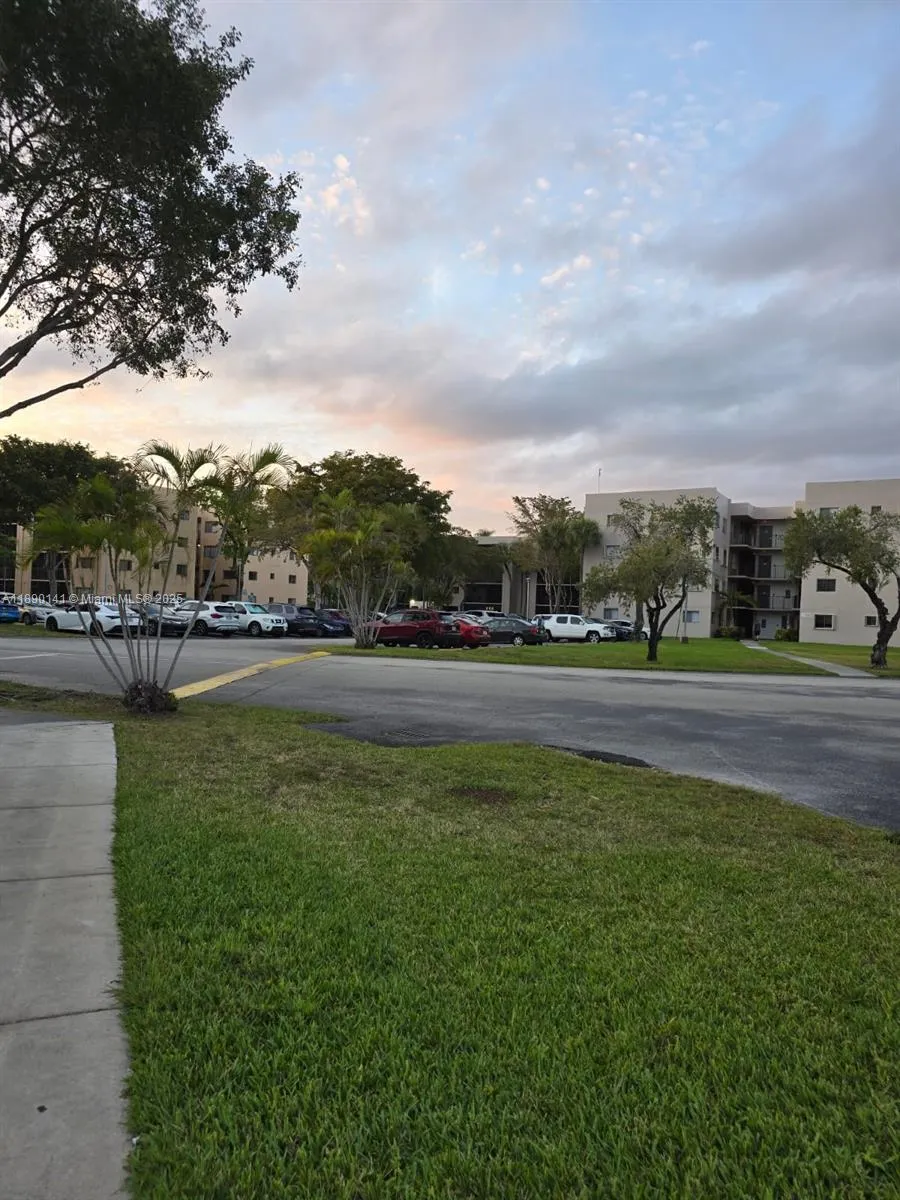 8400 SW 133 Avenue Rd, #107