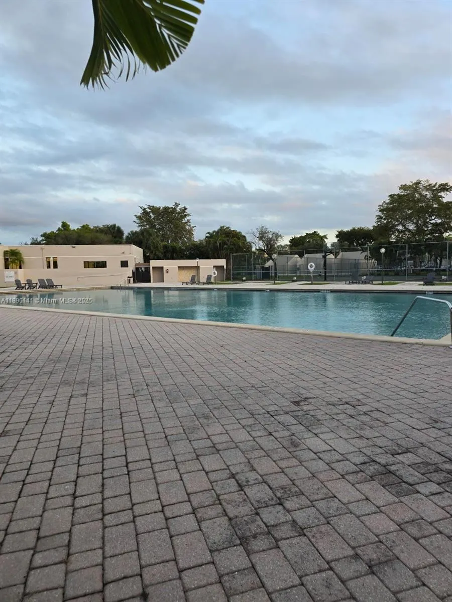 8400 SW 133 Avenue Rd, #107