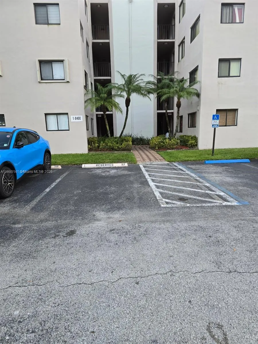 8400 SW 133 Avenue Rd, #107