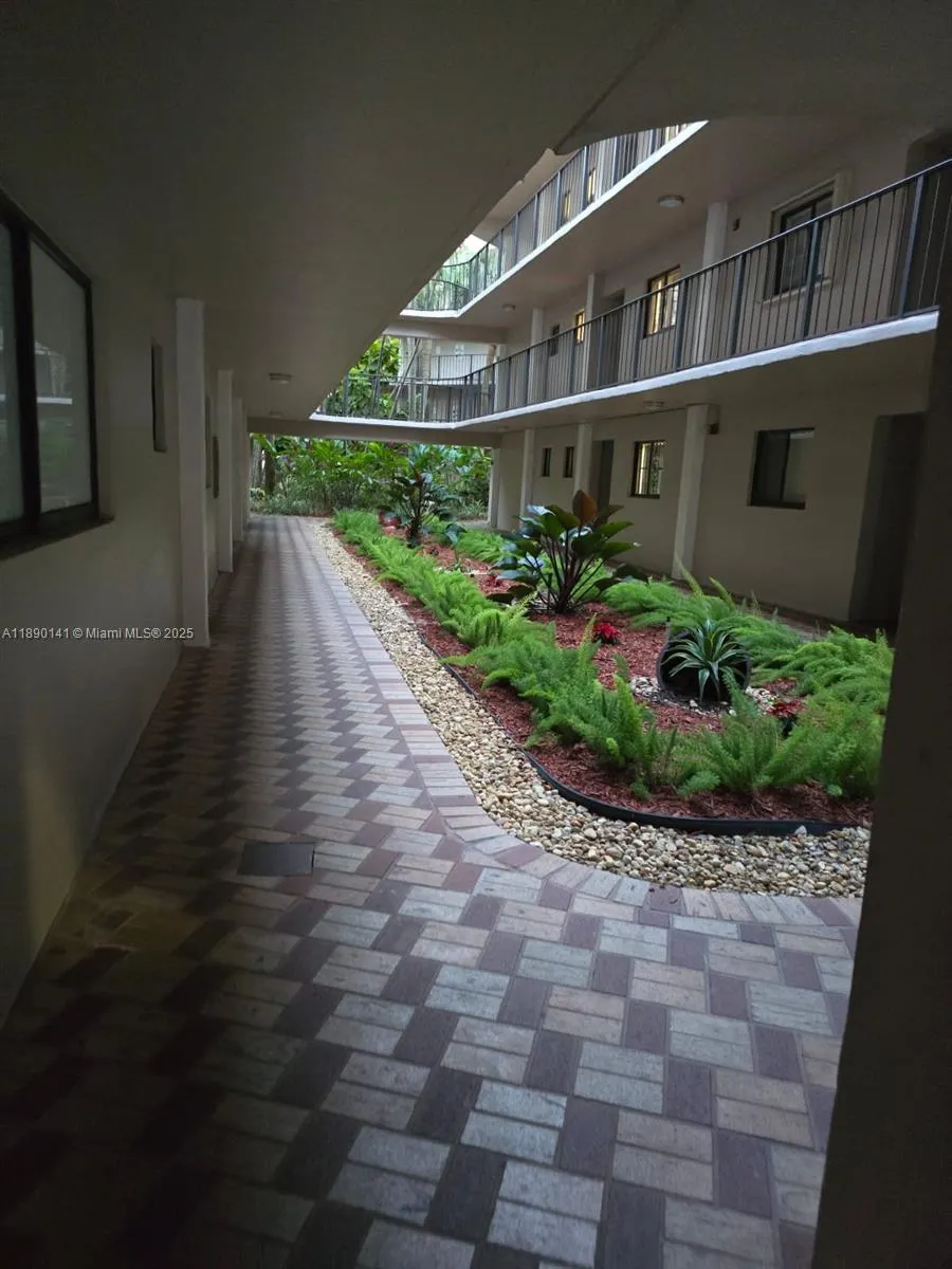 8400 SW 133 Avenue Rd, #107