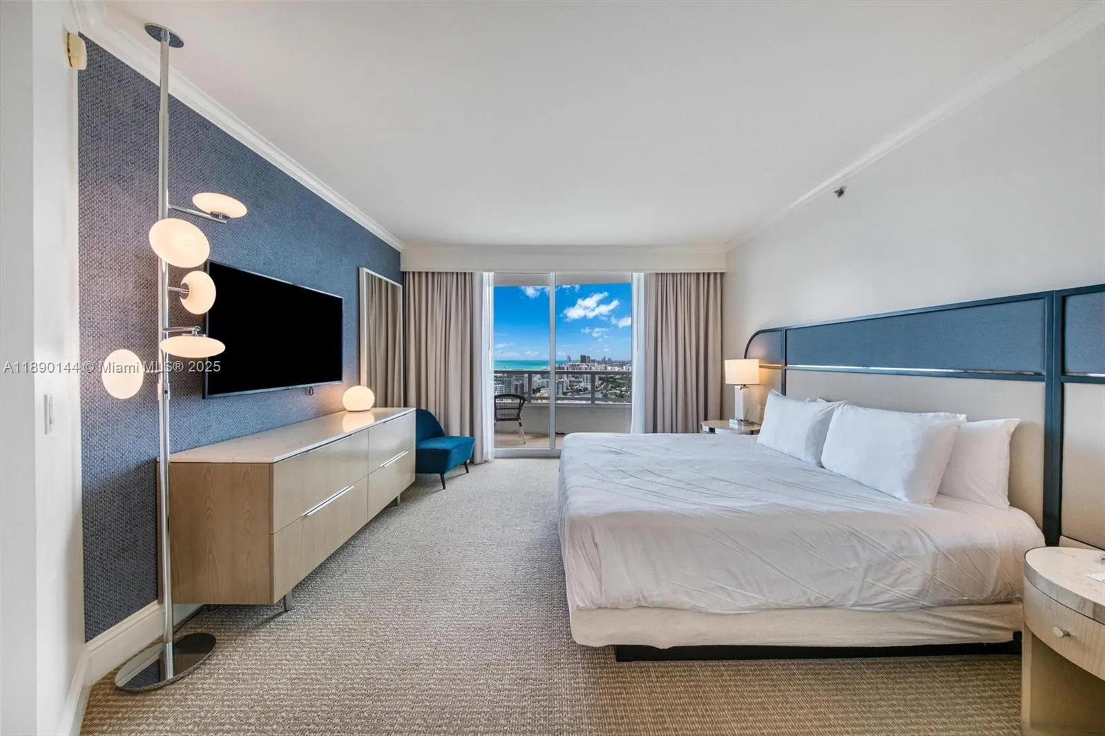 4401 Collins Ave, #3312