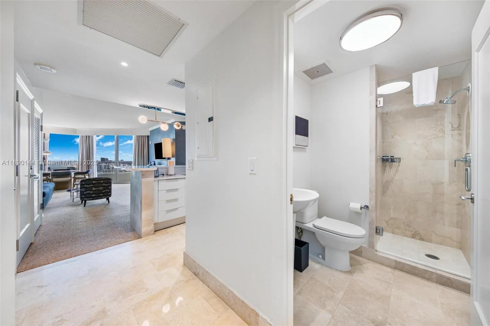 4401 Collins Ave, #3312