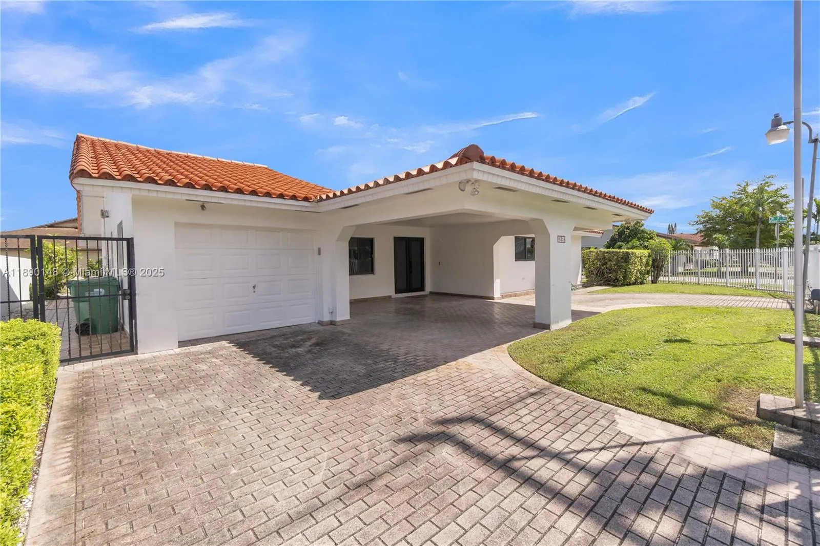 631 SW 102nd Ave