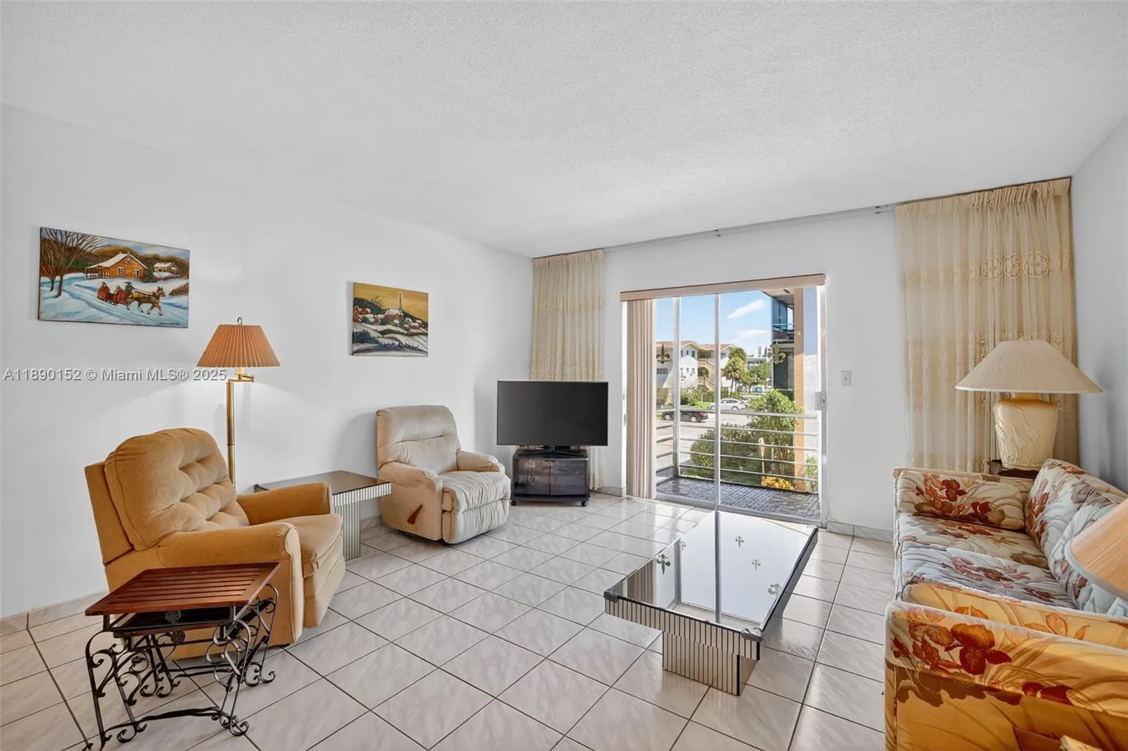1355 NE 167th St, #214