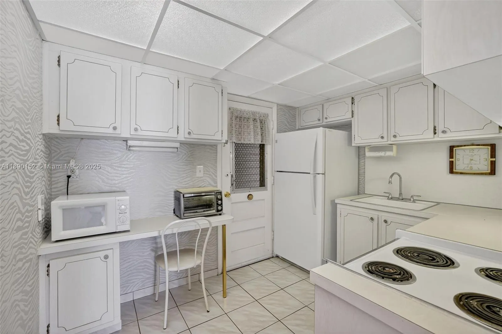 1355 NE 167th St, #214