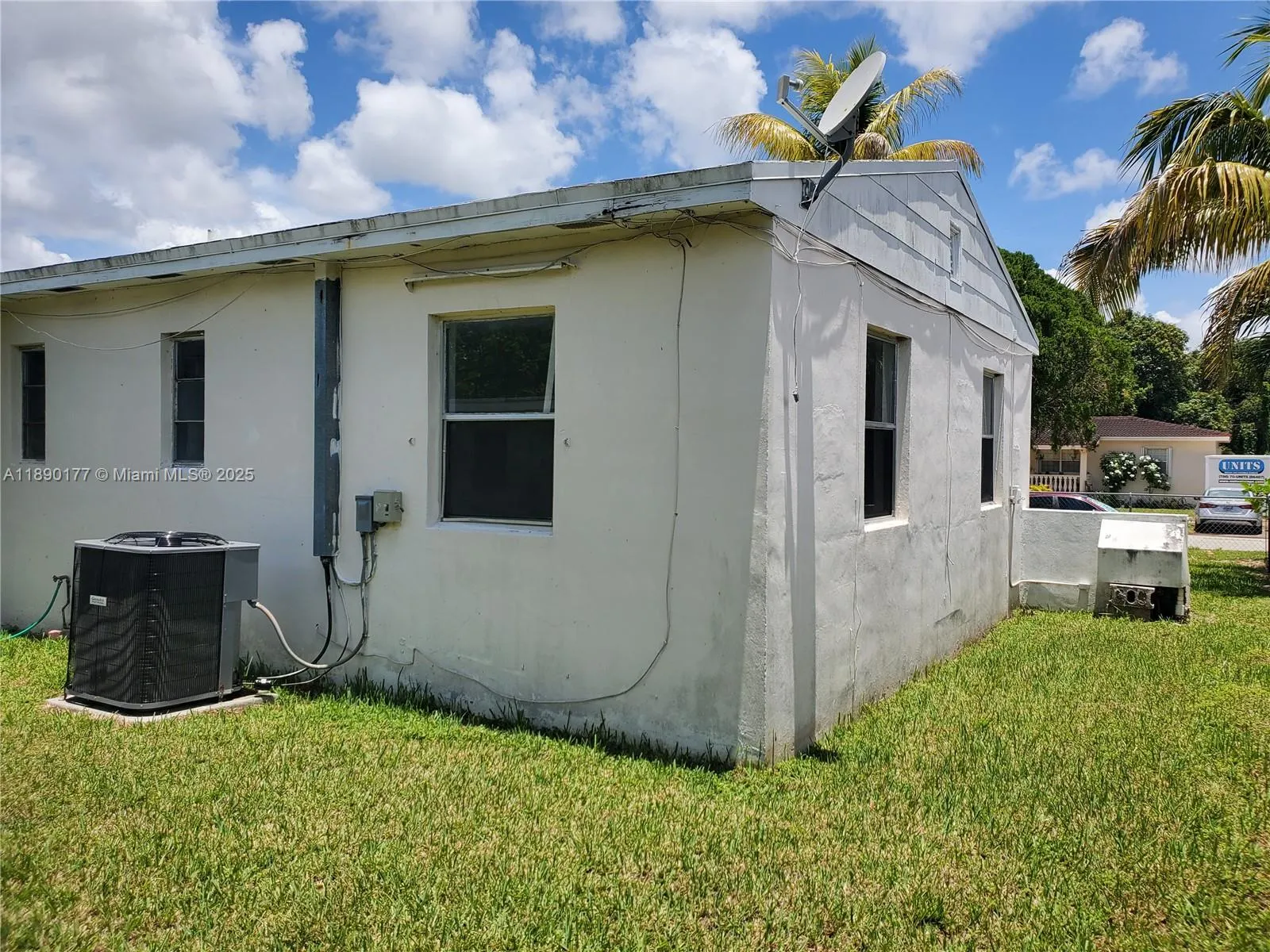 1240 NE 143rd St, #0