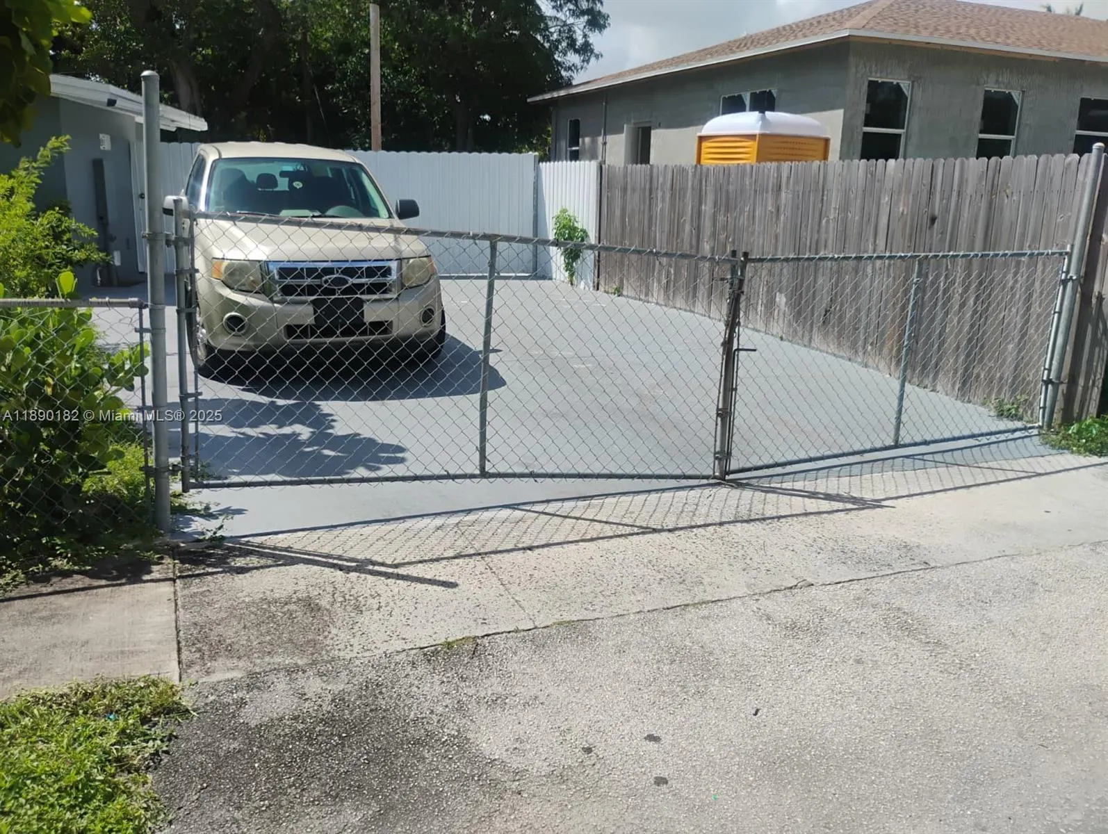 1712 NW 15th Ter