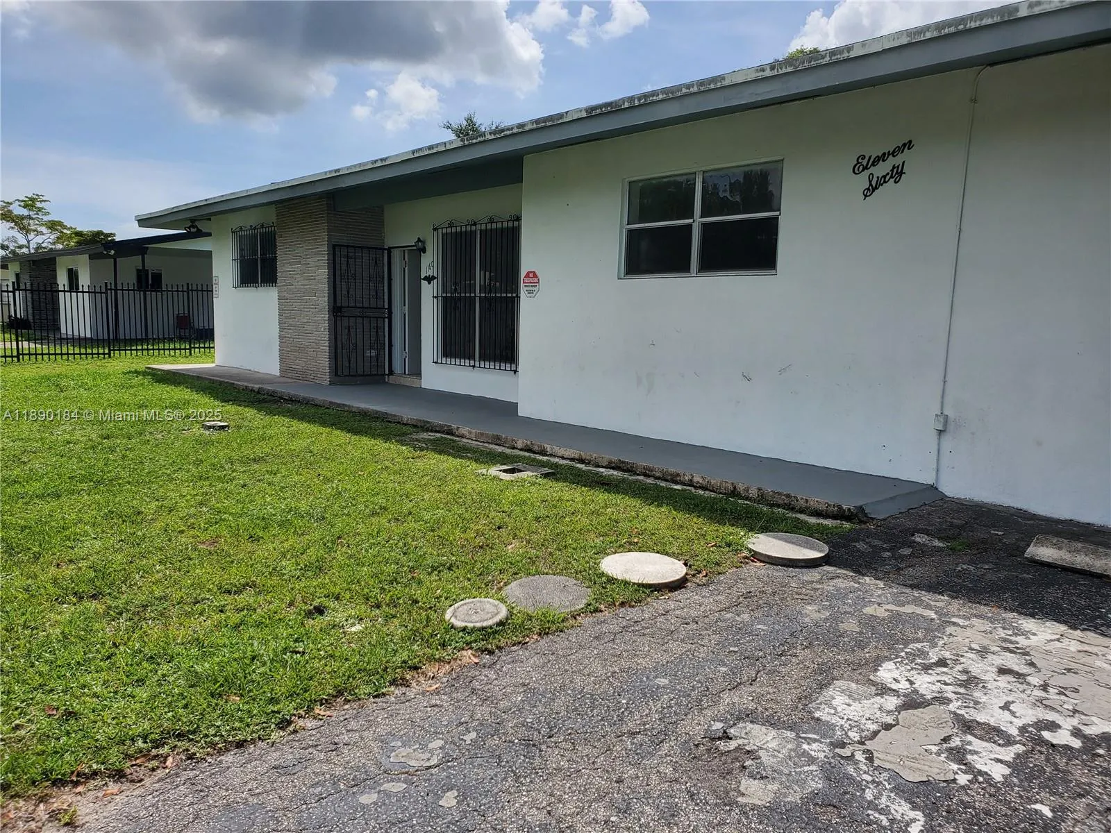1160 NE 200th Ter, #1