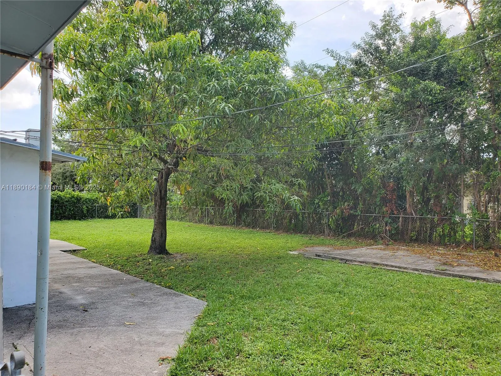 1160 NE 200th Ter, #1