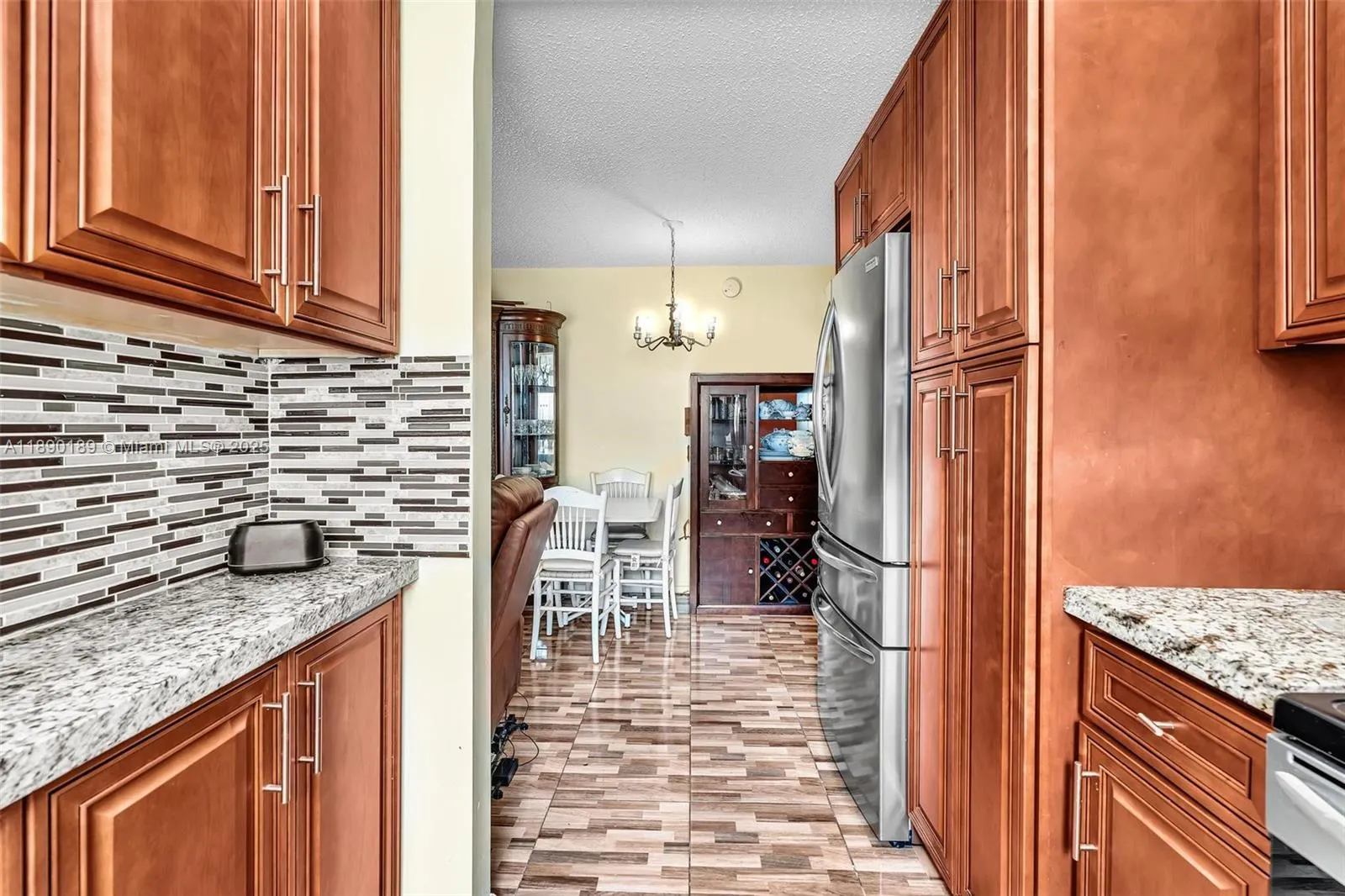 160 Markham H, #160