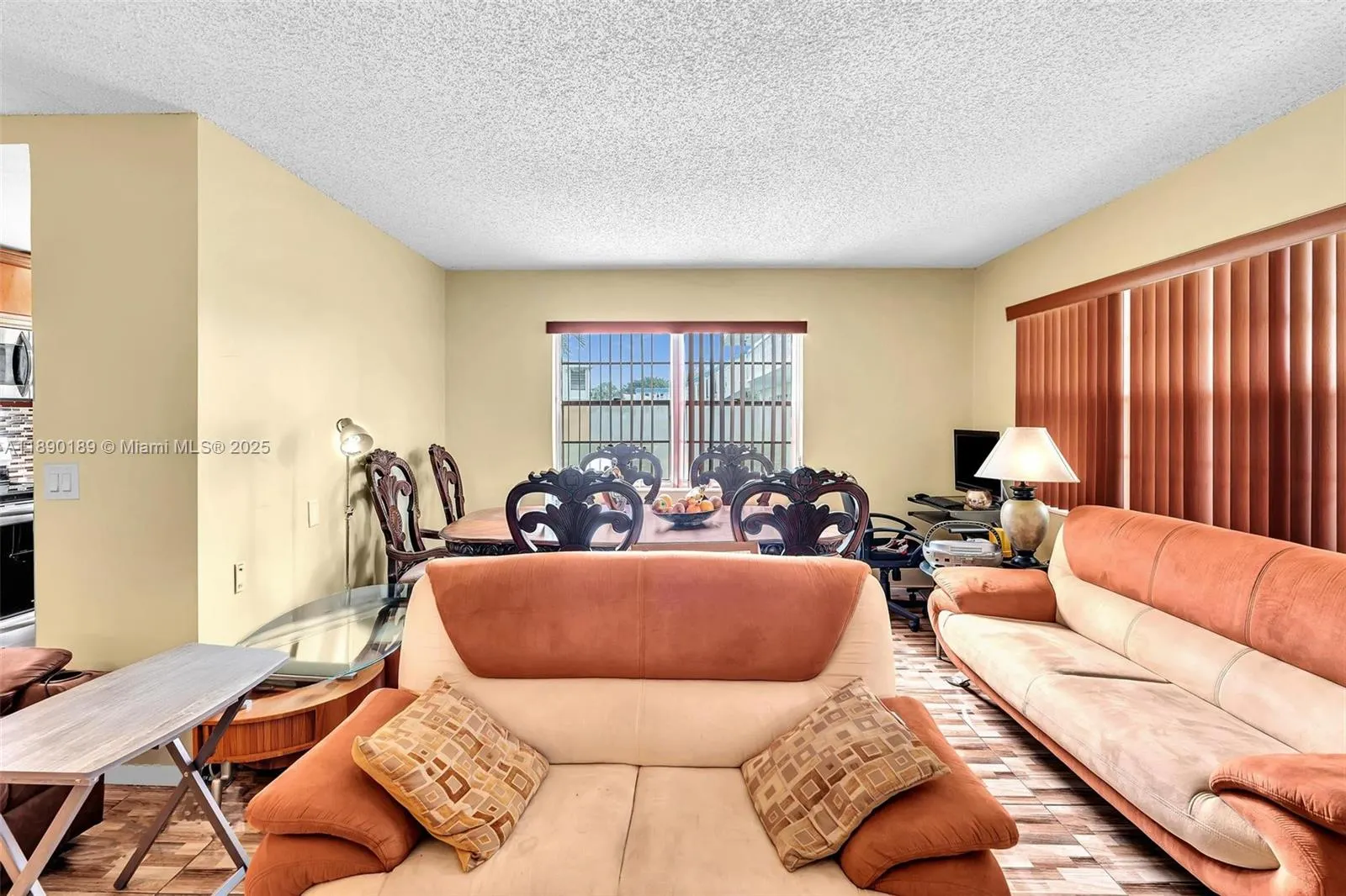 160 Markham H, #160